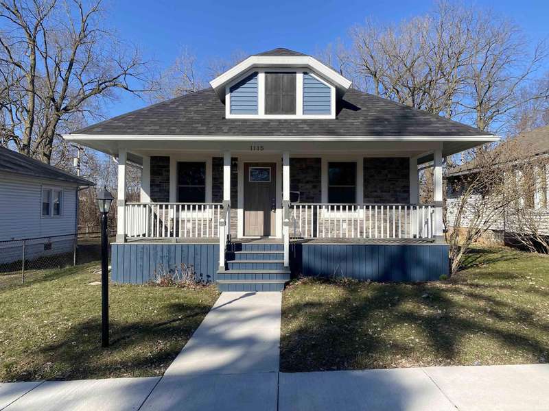 1115 Emerson Avenue, South Bend, IN 46615-3914