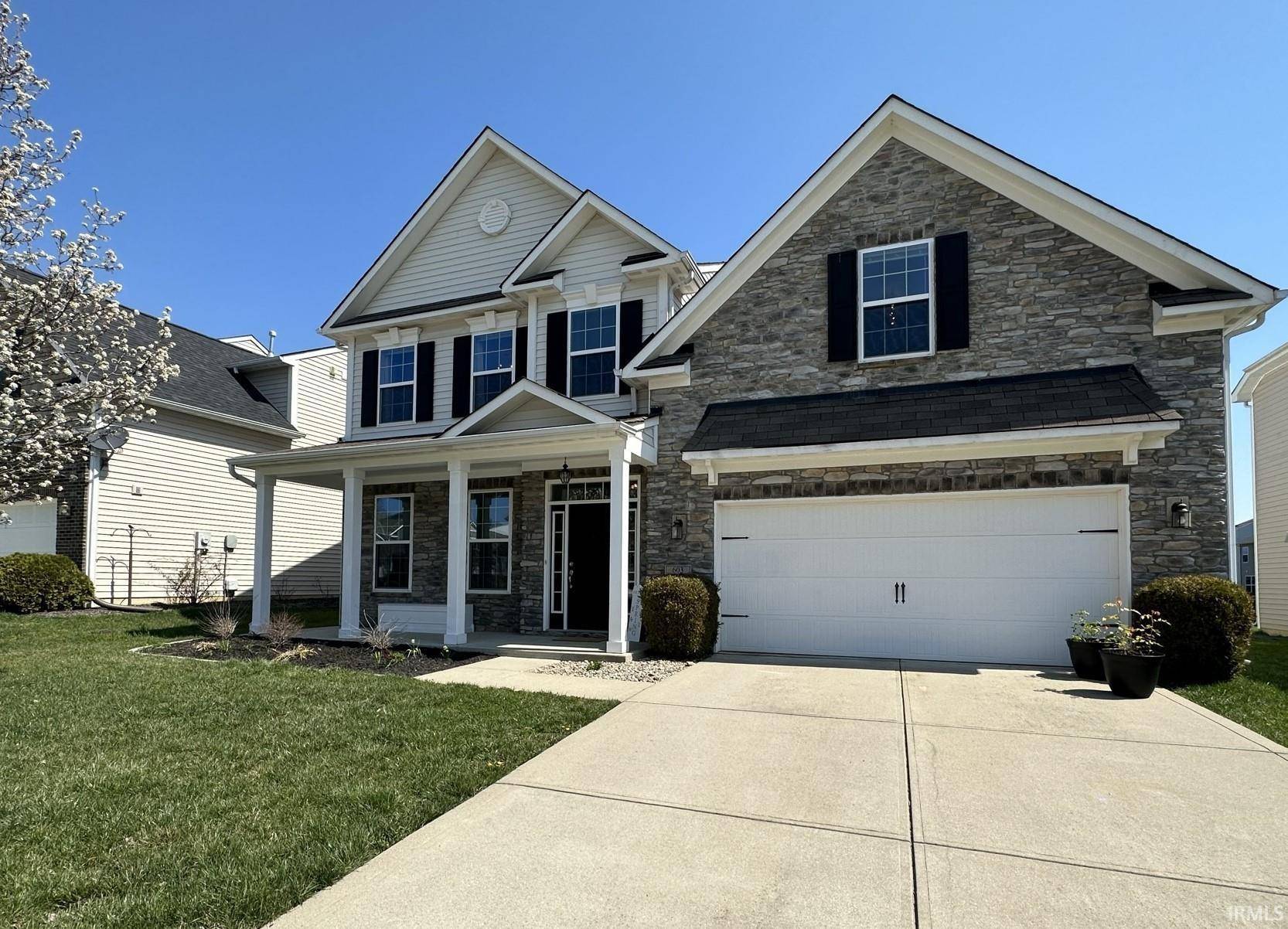 603 S Shale Crest Drive, Bloomington, IN 47403-8008