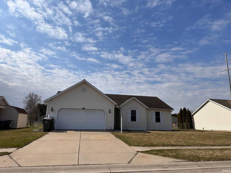 1204 Harvest Drive, Goshen, IN 46526-6251