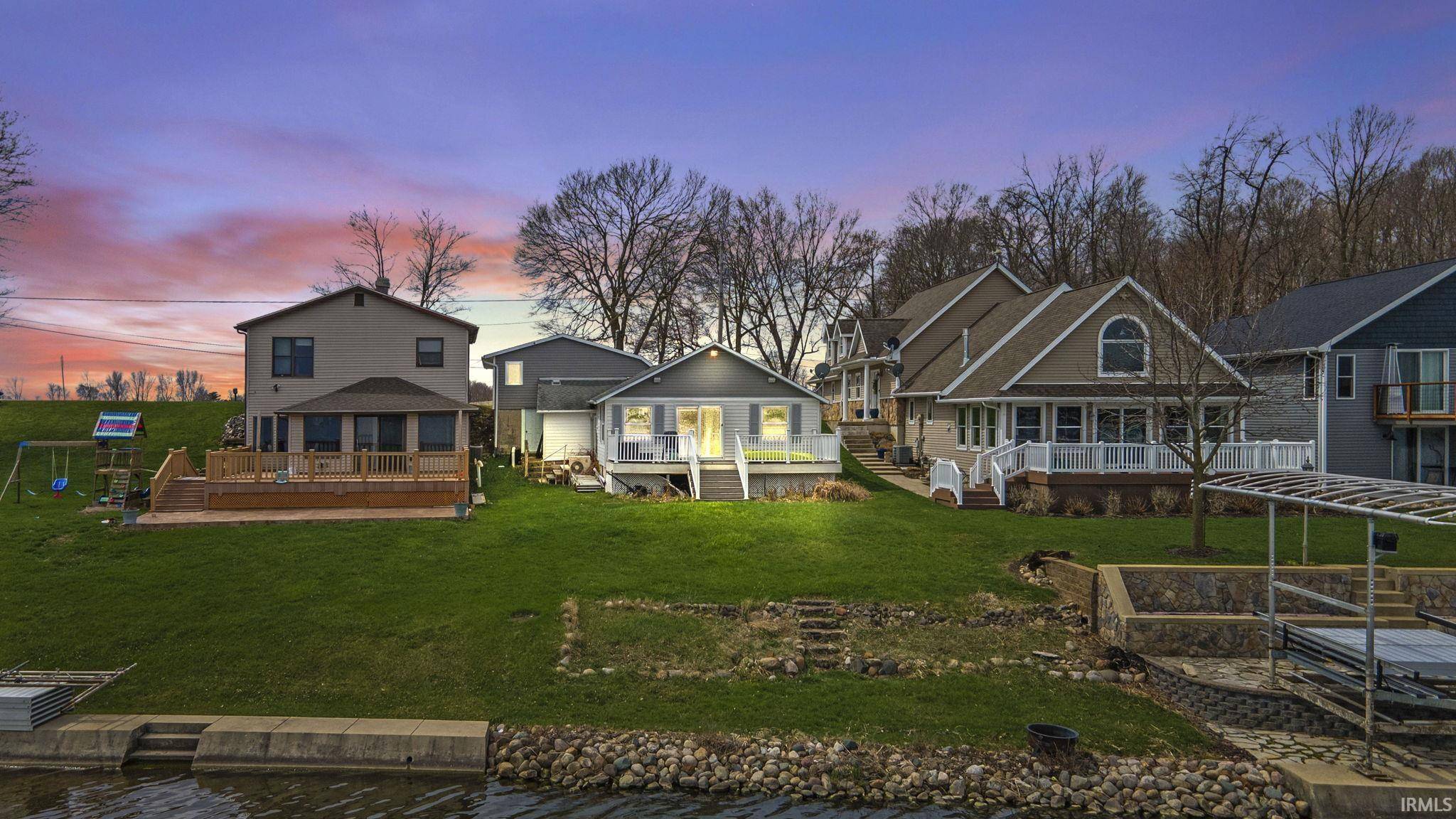 3370 N Skinner Lake W Drive, Albion, IN 46701