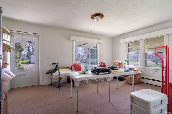 Burket, IN 46508,115 N Buffalo Street