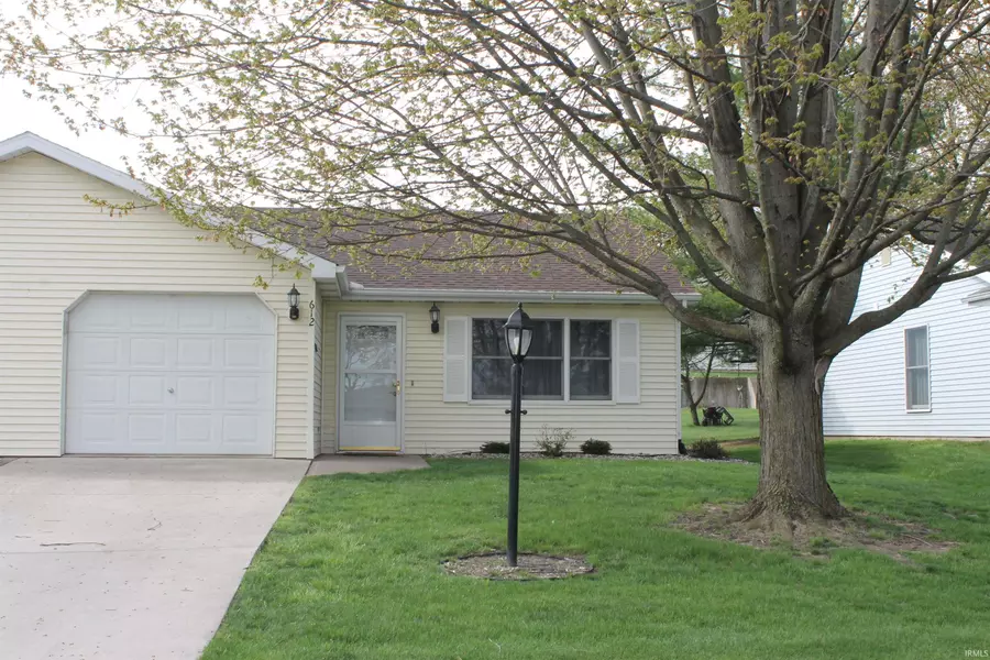 612 Apple Hill Way, Angola, IN 46703