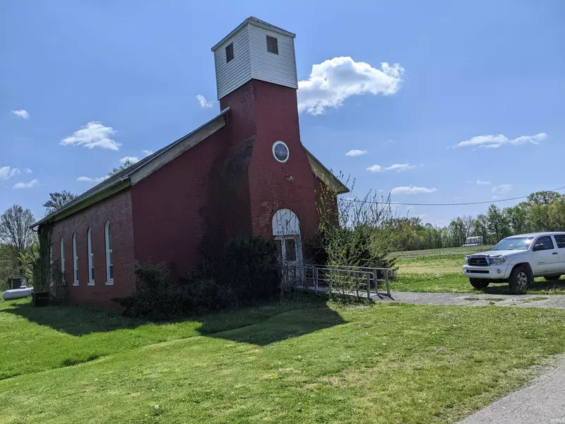 4238 Hochstetler Street, Coal City, IN 47427