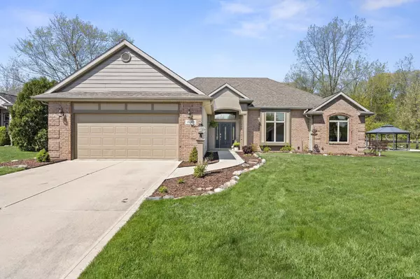 11019 Lavista Place, Fort Wayne, IN 46845-2148