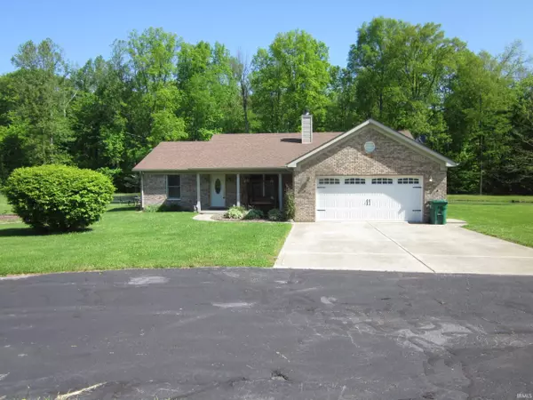 2119 War Mac Drive, Cloverdale, IN 46120