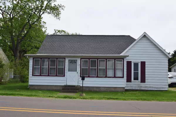 316 E Syracuse Street, Milford, IN 46542-9422