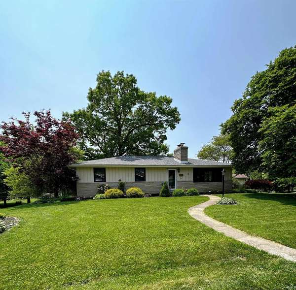 217 Foster Drive,  Attica,  IN 47918