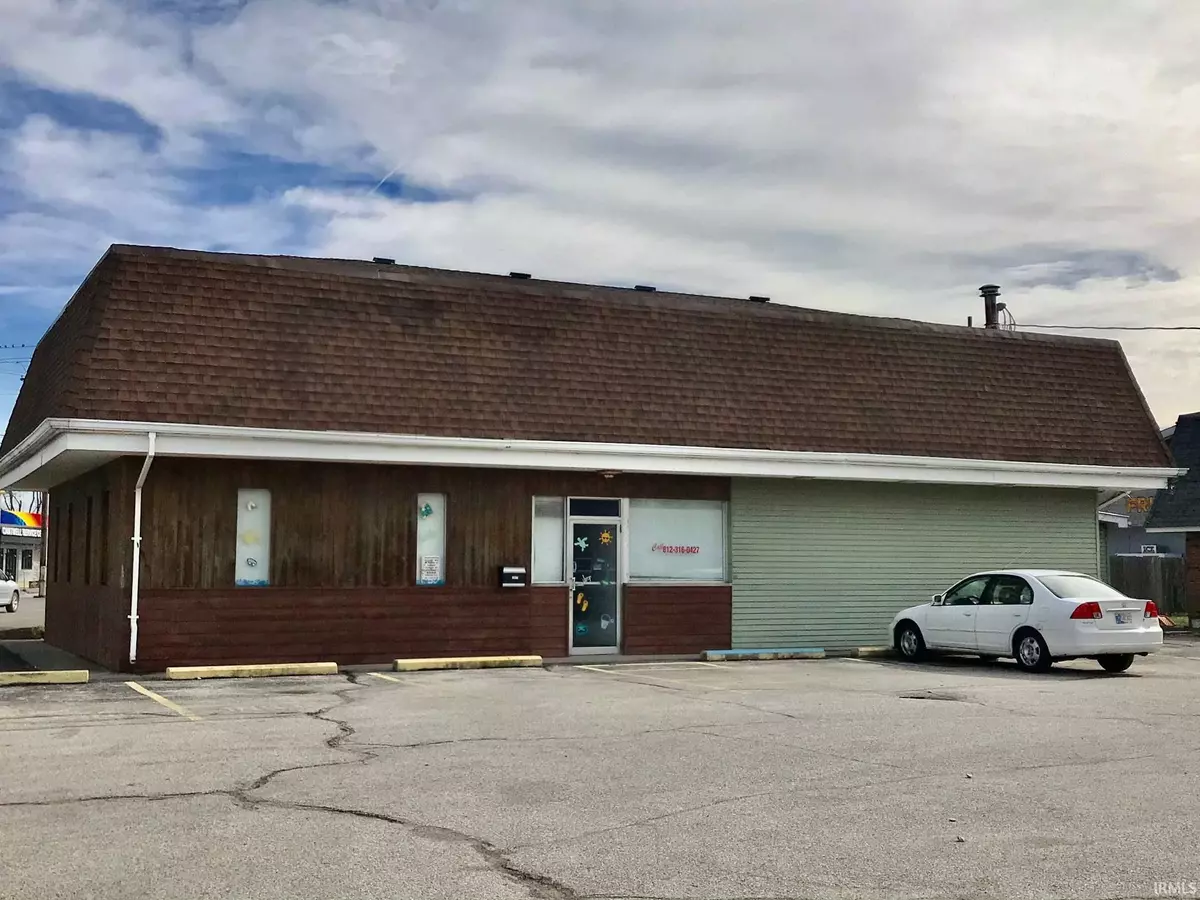 Vincennes, IN 47591,1511 Washington Avenue