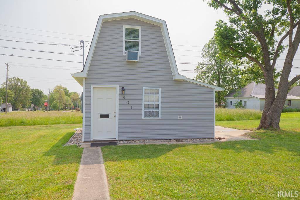 801 and 807 S indiana Street, Bicknell, IN 47512