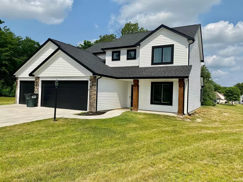 401 Fox Cross Court, Avilla, IN 46710