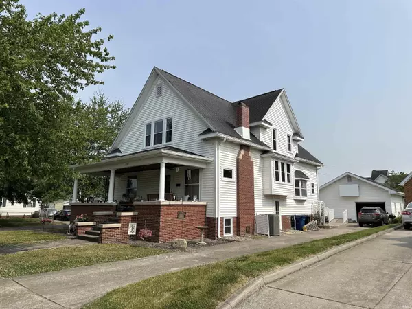 289 E Vincennes Street, Linton, IN 47441
