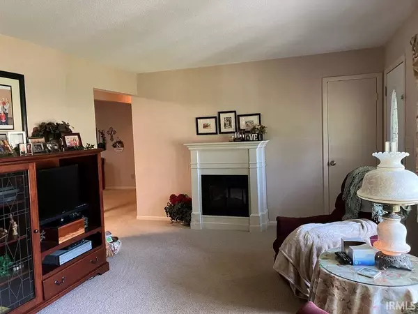 Vincennes, IN 47591,719 Shady Lane