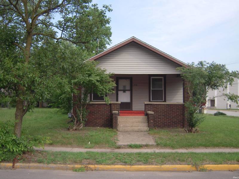 1441 W Franklin St, Elkhart, IN 46516-2045