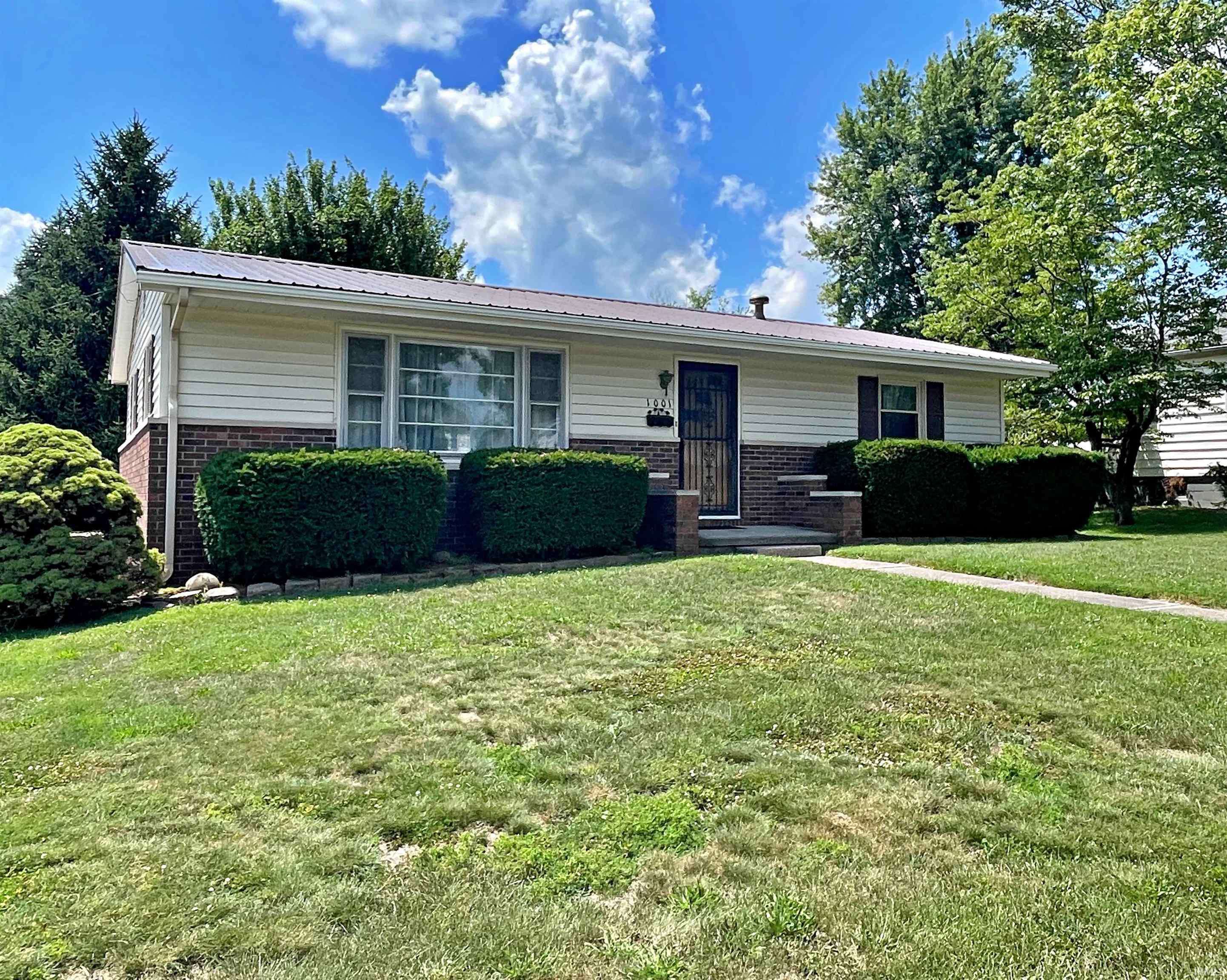 1001 NE 6th Street, Washington, IN 47501