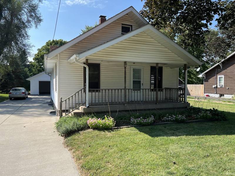 2907 Pleasant Plain Avenue, Elkhart, IN 46517-2319