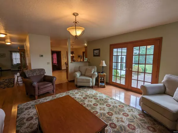 Vincennes, IN 47591,2003 E Lakeside Way