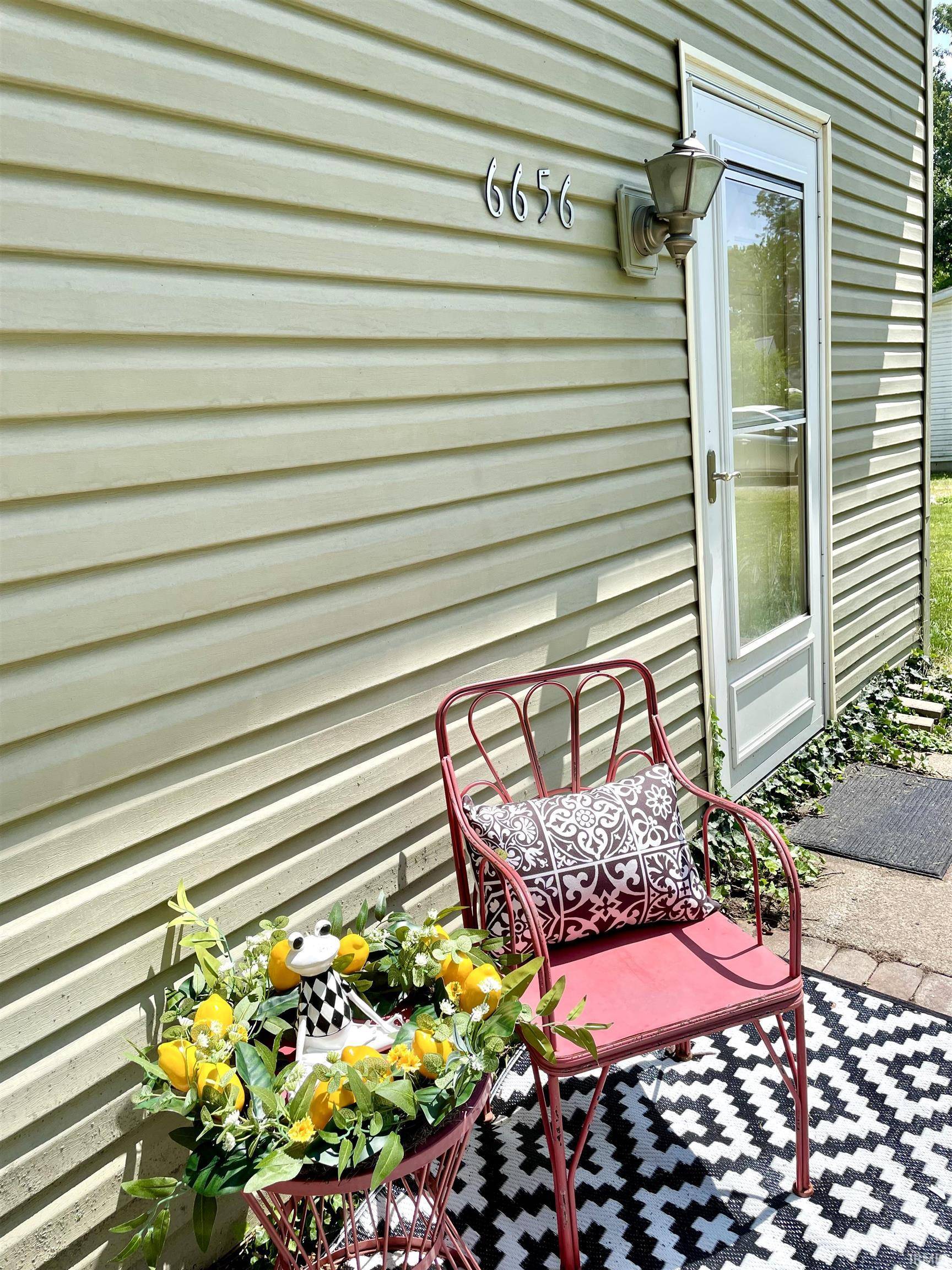 North Webster, IN 46555,6646 N 3rd Trail