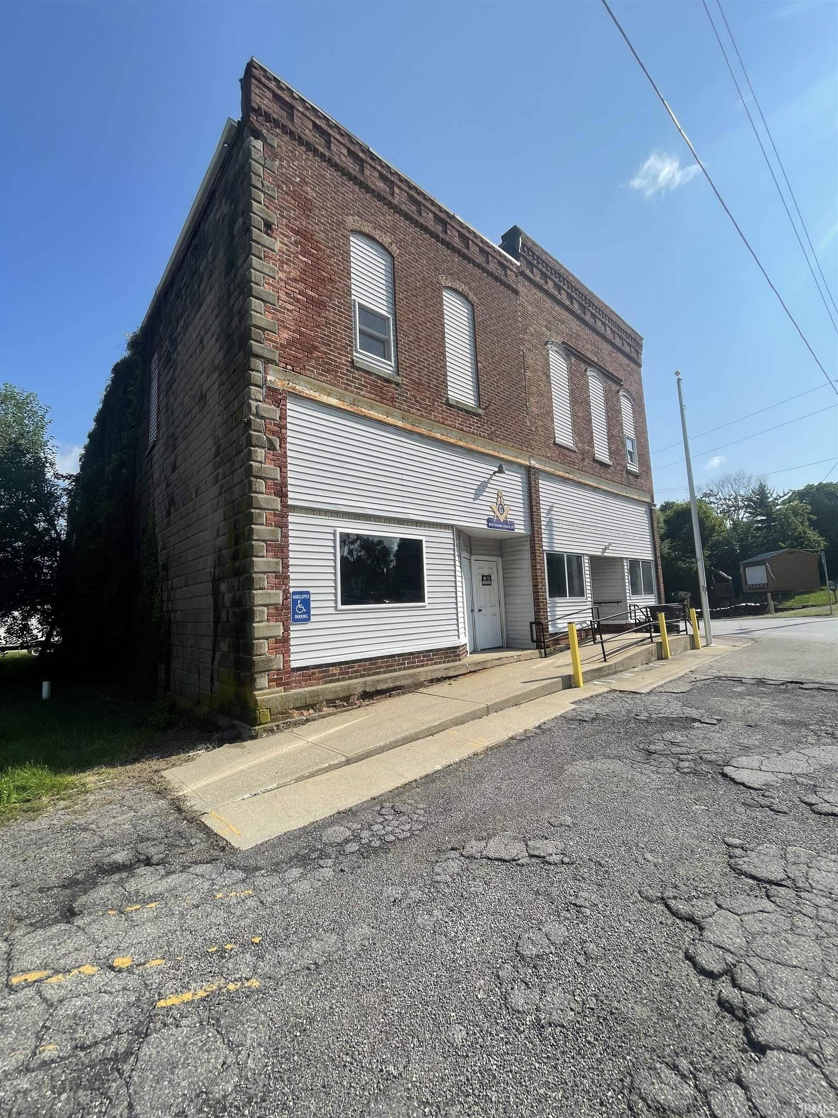 Larwill, IN 46725,103 W Main Street