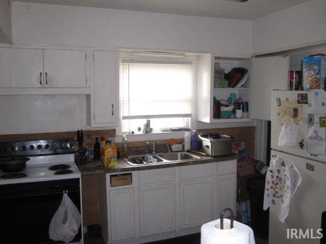 South Bend, IN 46613-2806,826 E Dayton Street
