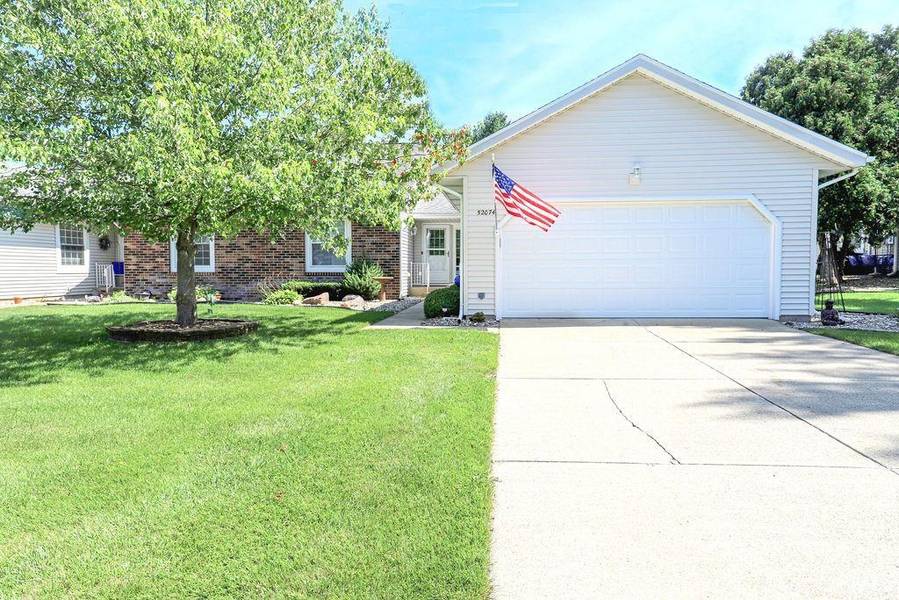 52074 Grange Drive, South Bend, IN 46637