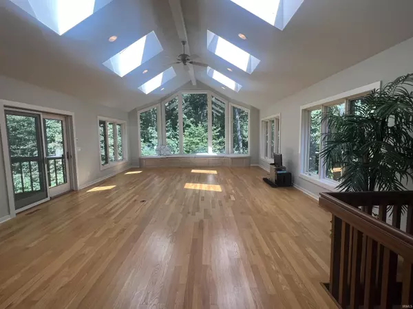 Roanoke, IN 46783,7777 Glacier Creek - 92 Drive