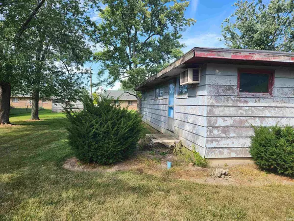 Dunkirk, IN 47336-1534,352 Moore Avenue