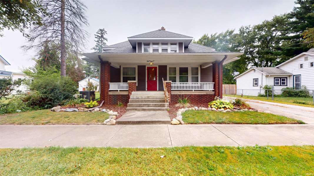 1211 Berkey Avenue, Goshen, IN 46526