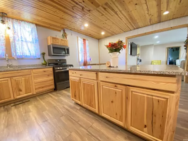 Marshall, IN 47859,370 S Main Street