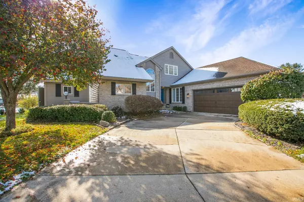 11356 Anderson Lake Drive, Granger, IN 46530