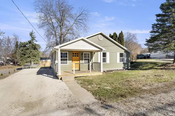 260 E Mckeever Street, Andrews, IN 46702