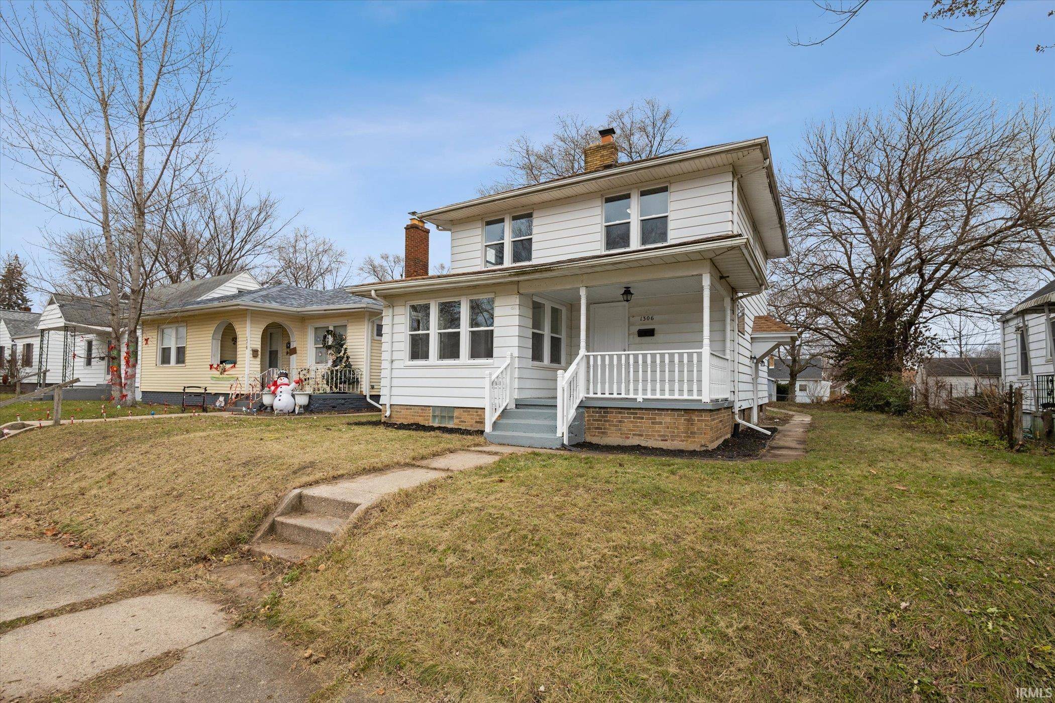 1306 Eclipse Place, South Bend, IN 46628-2856