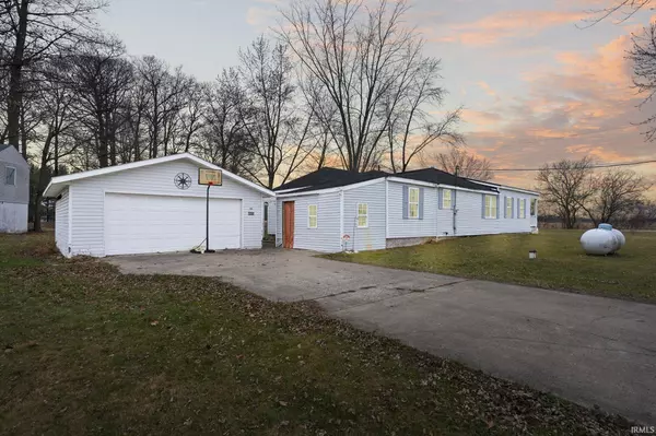 9019 S 600 E Road, Claypool, IN 46510