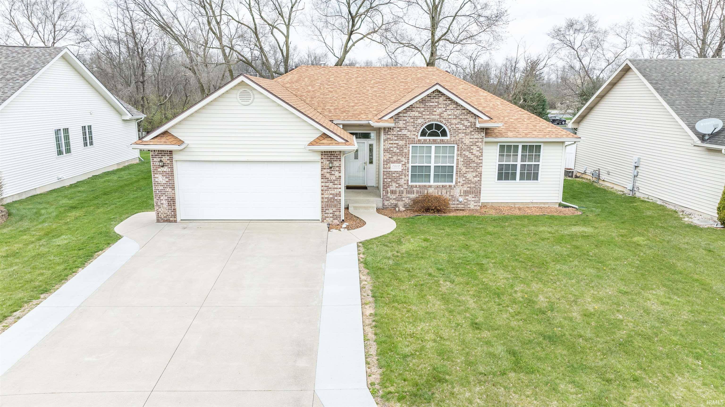 7912 Lindbergh Drive, Yorktown, IN 47396