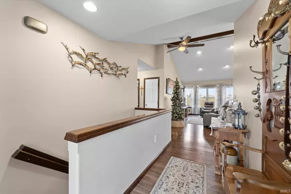 Columbia City, IN 46725-8524,6030 N Spear Road