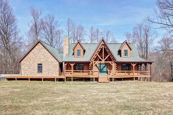 9321 E Oak Hill Drive, Bloomfield, IN 47424