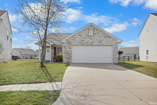 1534 Round Lake Court, Lebanon, IN 46052