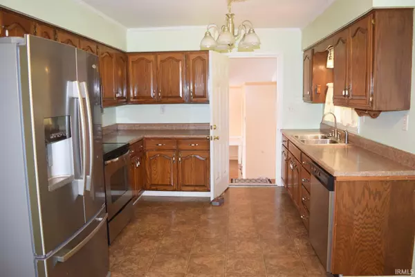 Cynthiana, IN 47612,11320 North Street