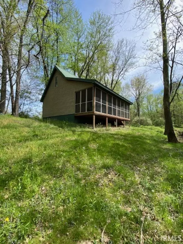 N CR 350 S Road, Dugger, IN 47848