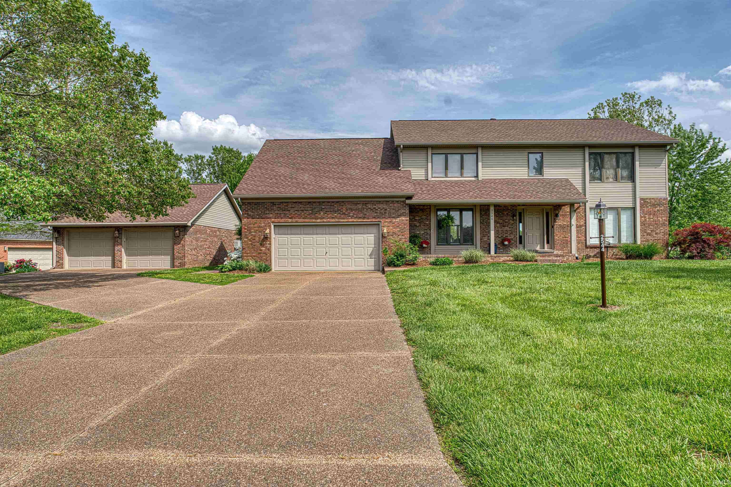 Newburgh, IN 47630,2544 Briarcliff Drive
