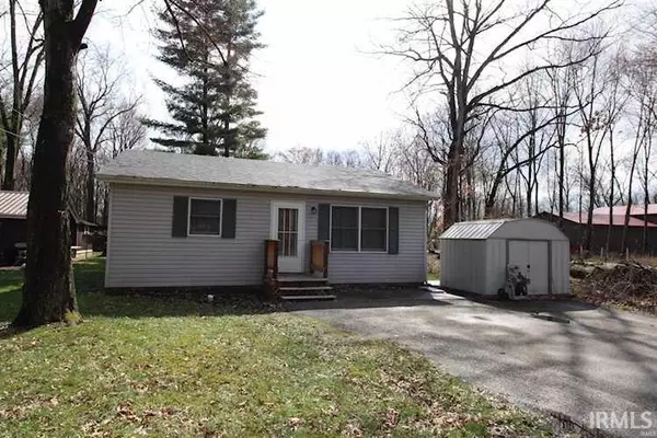 5641 E Tulip Trail, Knox, IN 46534