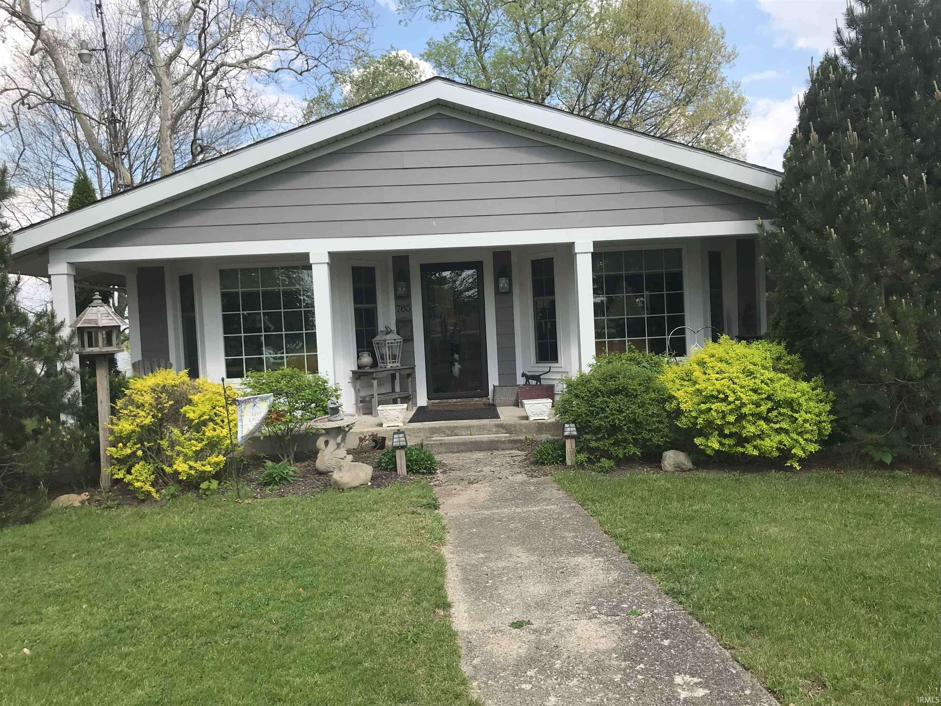 785 Winchester Street, Geneva, IN 46740