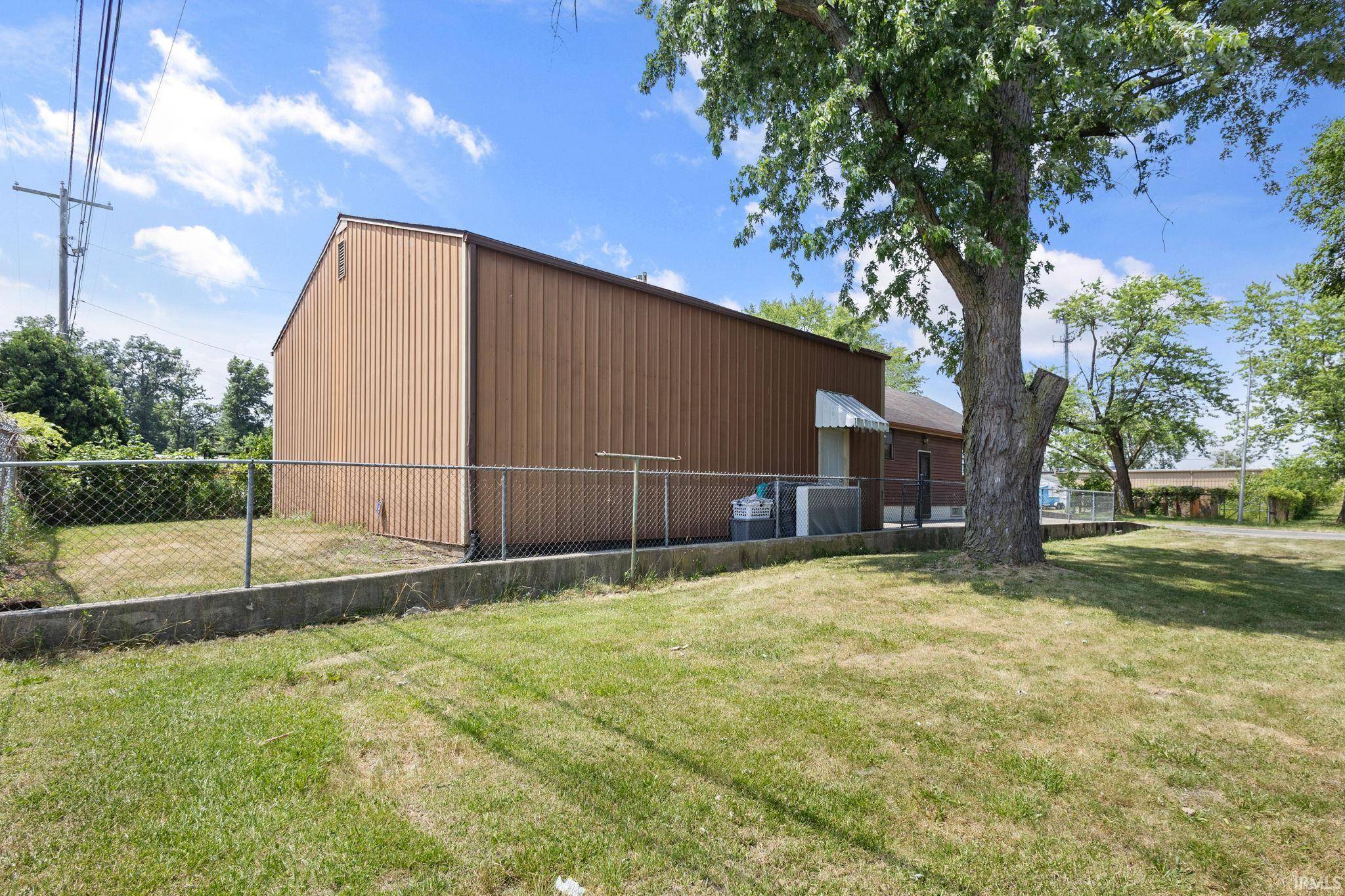 Fort Wayne, IN 46806-3030,420 Southview Avenue
