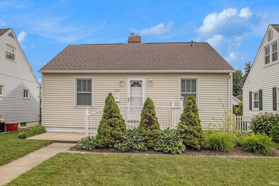 2313 Milburn Boulevard, Mishawaka, IN 46544-4516