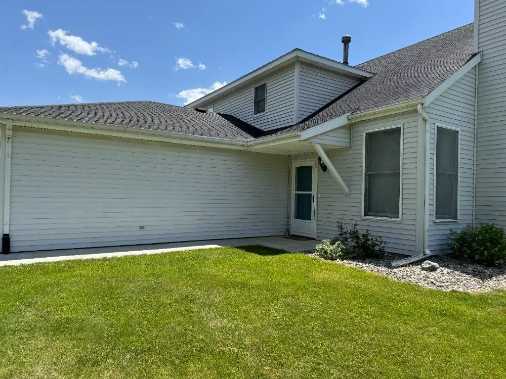 Angola, IN 46703,712 Apple Hill Way