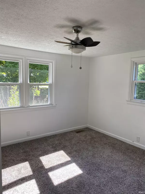 Fairmount, IN 46928,1301 N Main Street