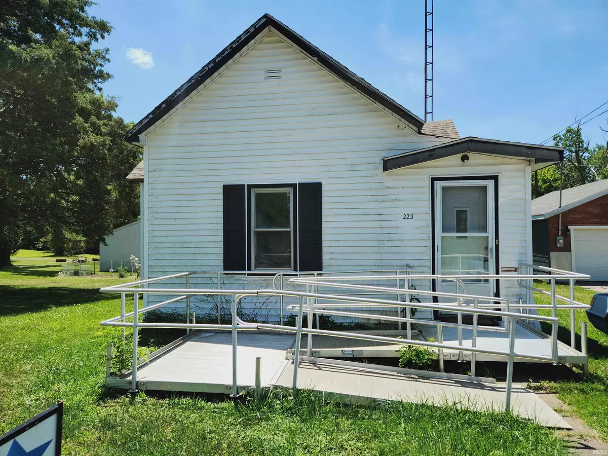 Dunkirk, IN 47336-1031,223 Mount Auburn Street