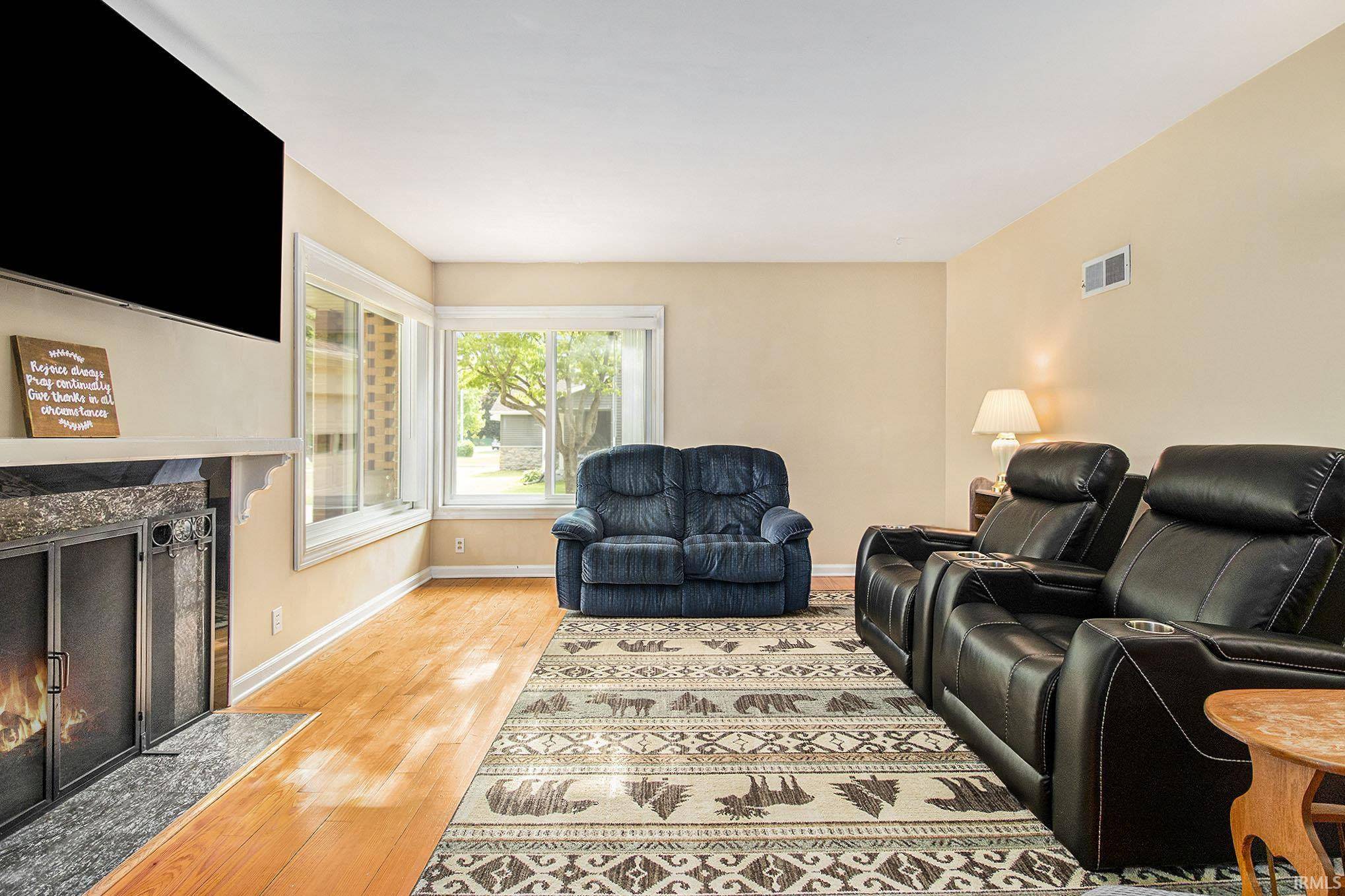 South Bend, IN 46617-2528,2020 Bader Avenue