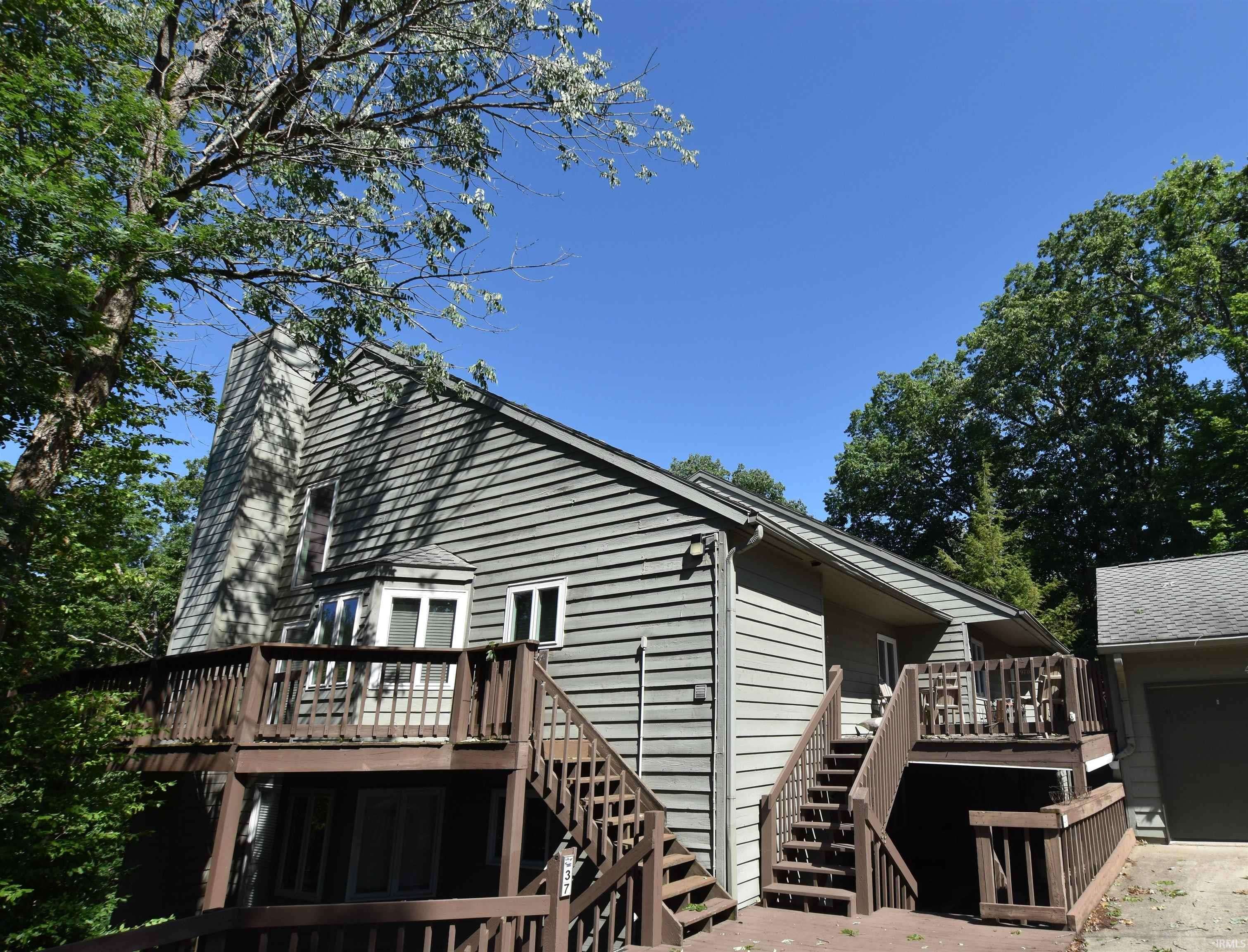 9726 S Harbour Pointe Drive,  Bloomington,  IN 47401