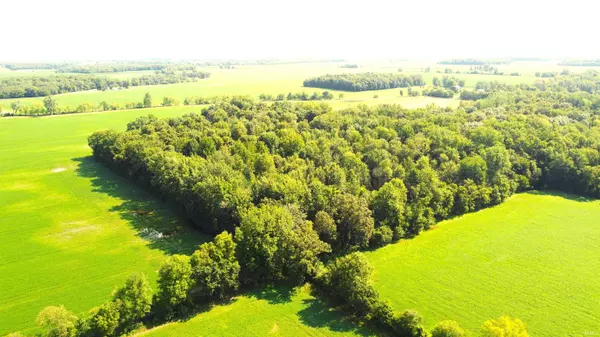 300N E 300 north Road, Rochester, IN 46975