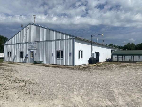1550 Wentzel Street, Rochester, IN 46975-7297